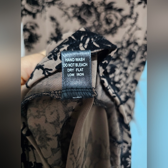 IRIS | Cocoa/Brown Sheer Floral Velvet Burnout Long Sleeve Dress - Picture 10 of 11